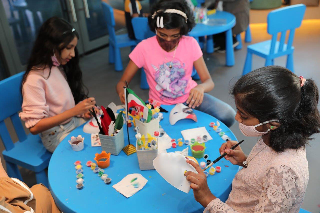 Kuwait Pavilion organizes workshops to promote children’s education