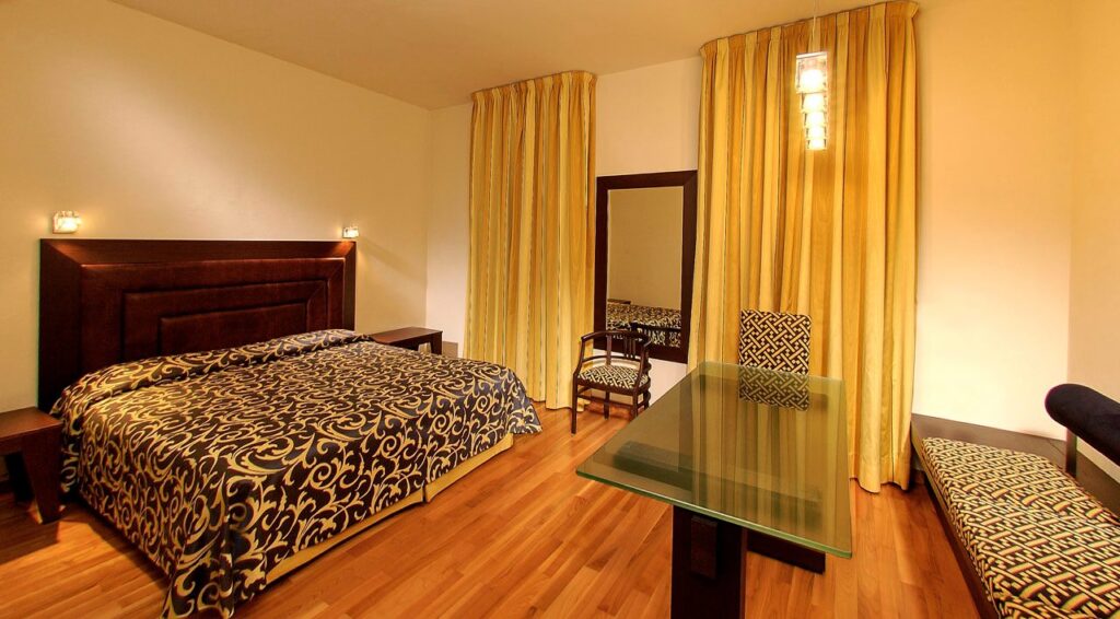 Art Hotel Commercianti - Bologna